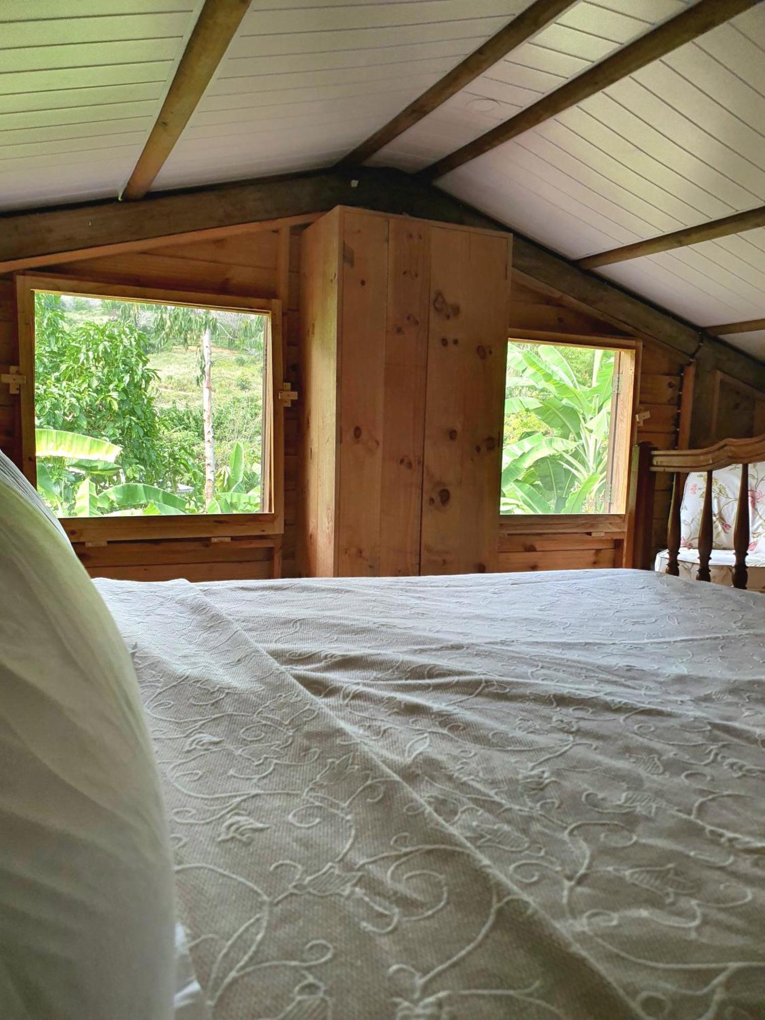 Le Chalet, La Petite Ferme Vieux Grand Port ภายนอก รูปภาพ