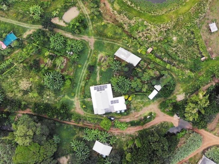 Le Chalet, La Petite Ferme Vieux Grand Port ภายนอก รูปภาพ